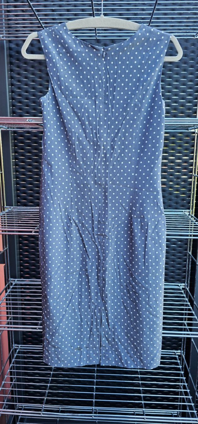 Robes: Piazza Sempione Seidenkleid – D'occasion à Zürich par bil_s7tp 1