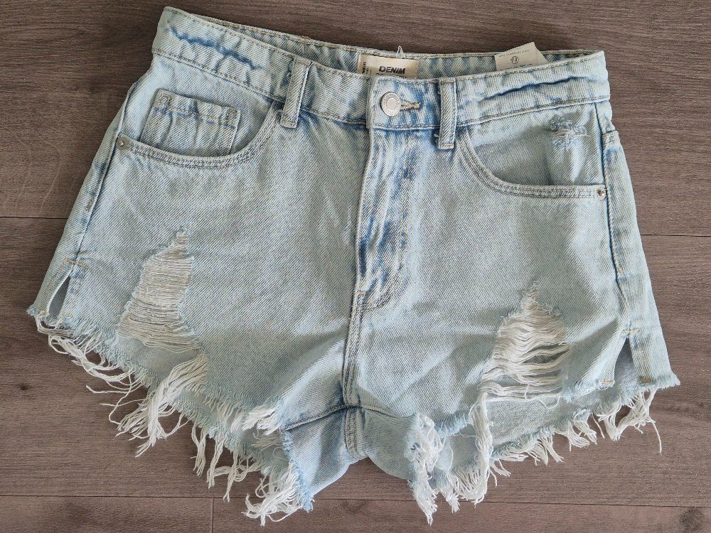 Tally Weijl Hosen: Jeans Shorts Gr. 34 – Gebraucht aus Buttisholz von sico20