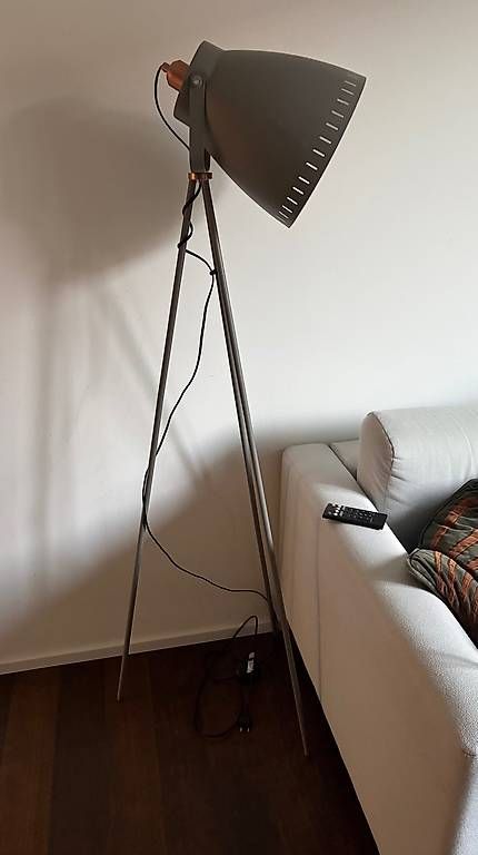 Lampade: Stehlampe – Usato da Zürich venduto da sho_9b69 1