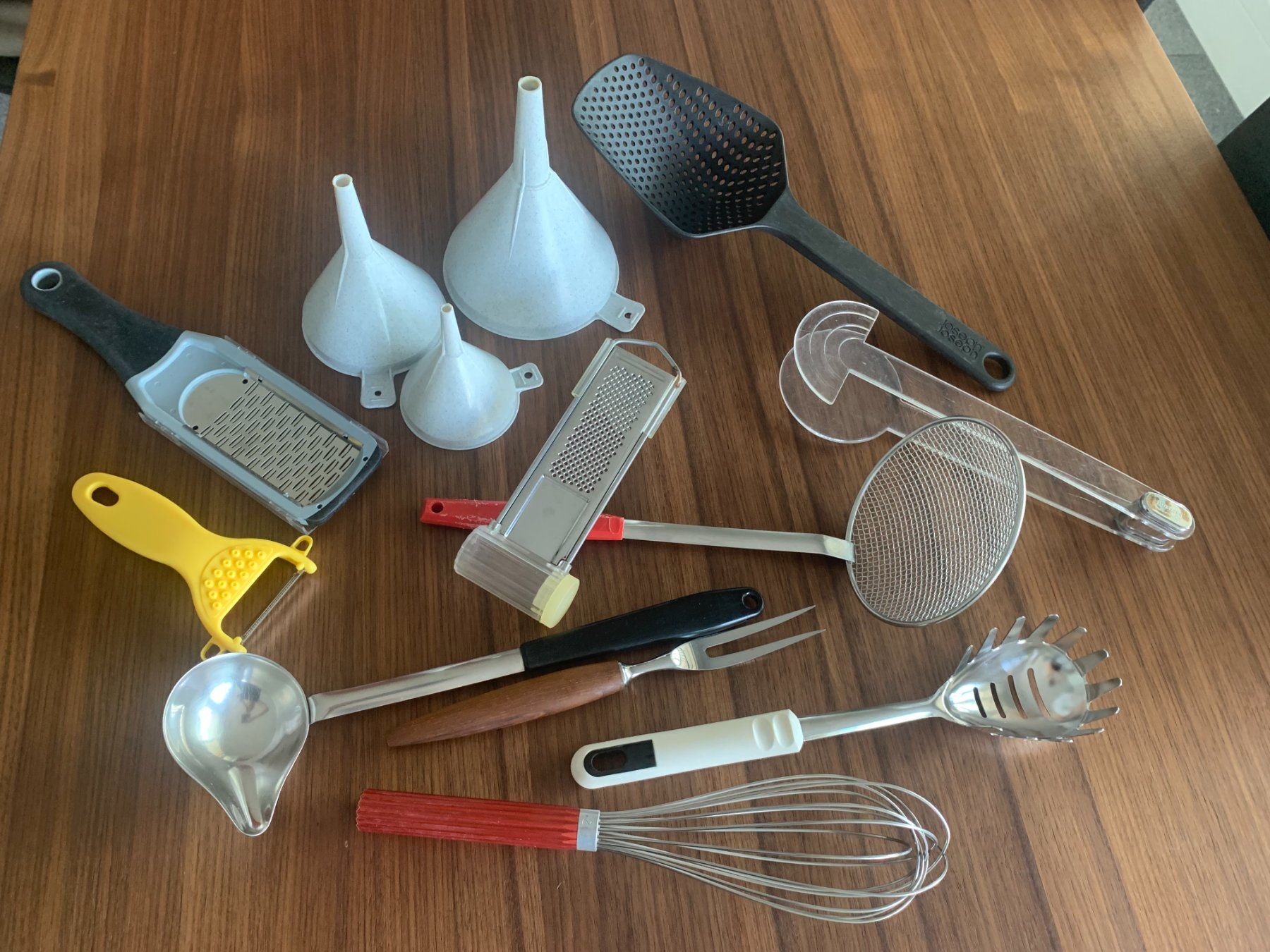 Elettrodomestici da cucina: Küchen Artikel, 13 Stück – Usato da Laax GR venduto da wil_66wq 1