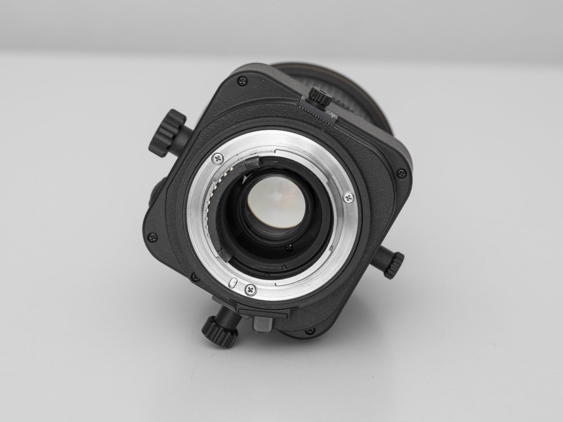 Nikon Obiettivi: Nikon PC-E 24mm Tilt-Shift Objektiv – Usato da Luzern venduto da jblum 7