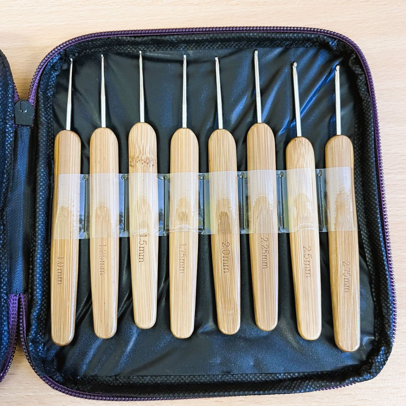 Ferri: Häkelnadel - Set - Bambus mit Etui – Nuovo (secondo la descrizione) da Amlikon-Bissegg venduto da allerlei-versand 1