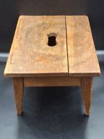 Antiker Fusshocker massiver Eiche 1920 mit Schlüssellochgrif