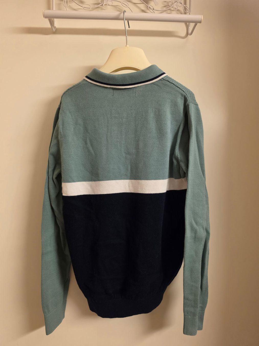 Chemises, T-shirts & Polos: Polo mit Waffelmuster, Gr. 140 – D'occasion à Zürich par Pemberleys 1