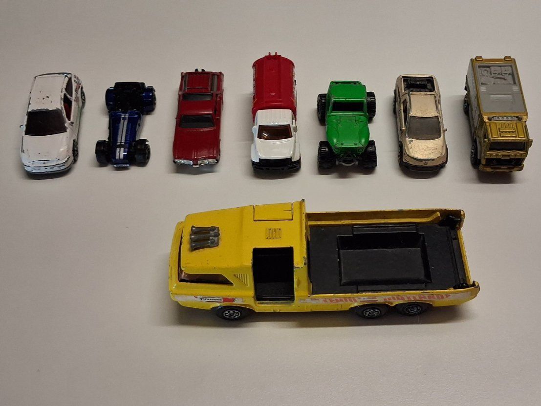 Matchbox Jouets: Matchbox 8 Autos – D'occasion à Bern par KavIndustries 1