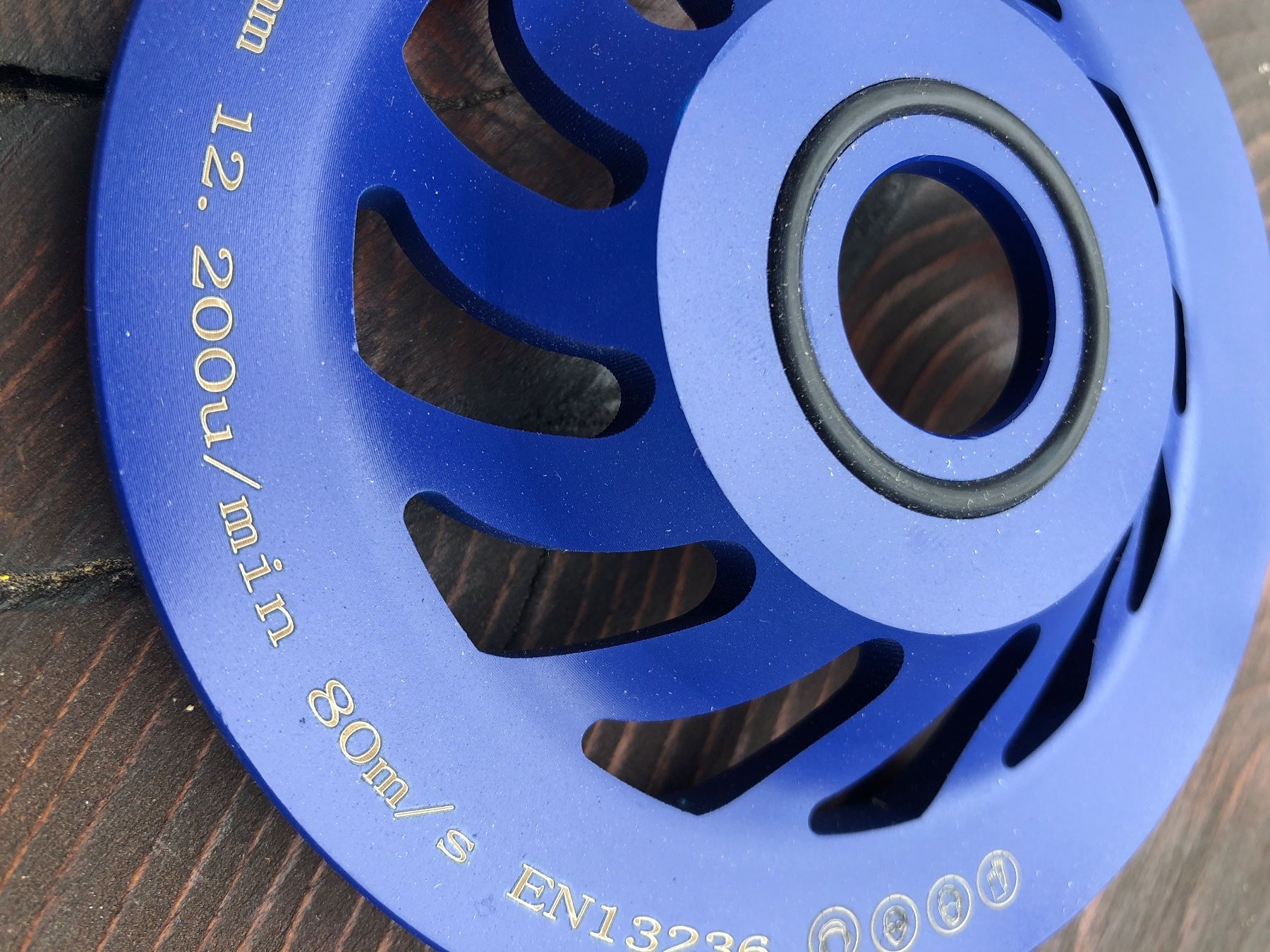 Alle Werkzeuge: PKD Schleiftopf 125 mm / Diamantschleiftopf – Neu und originalverpackt aus kerns von bodentoni 2