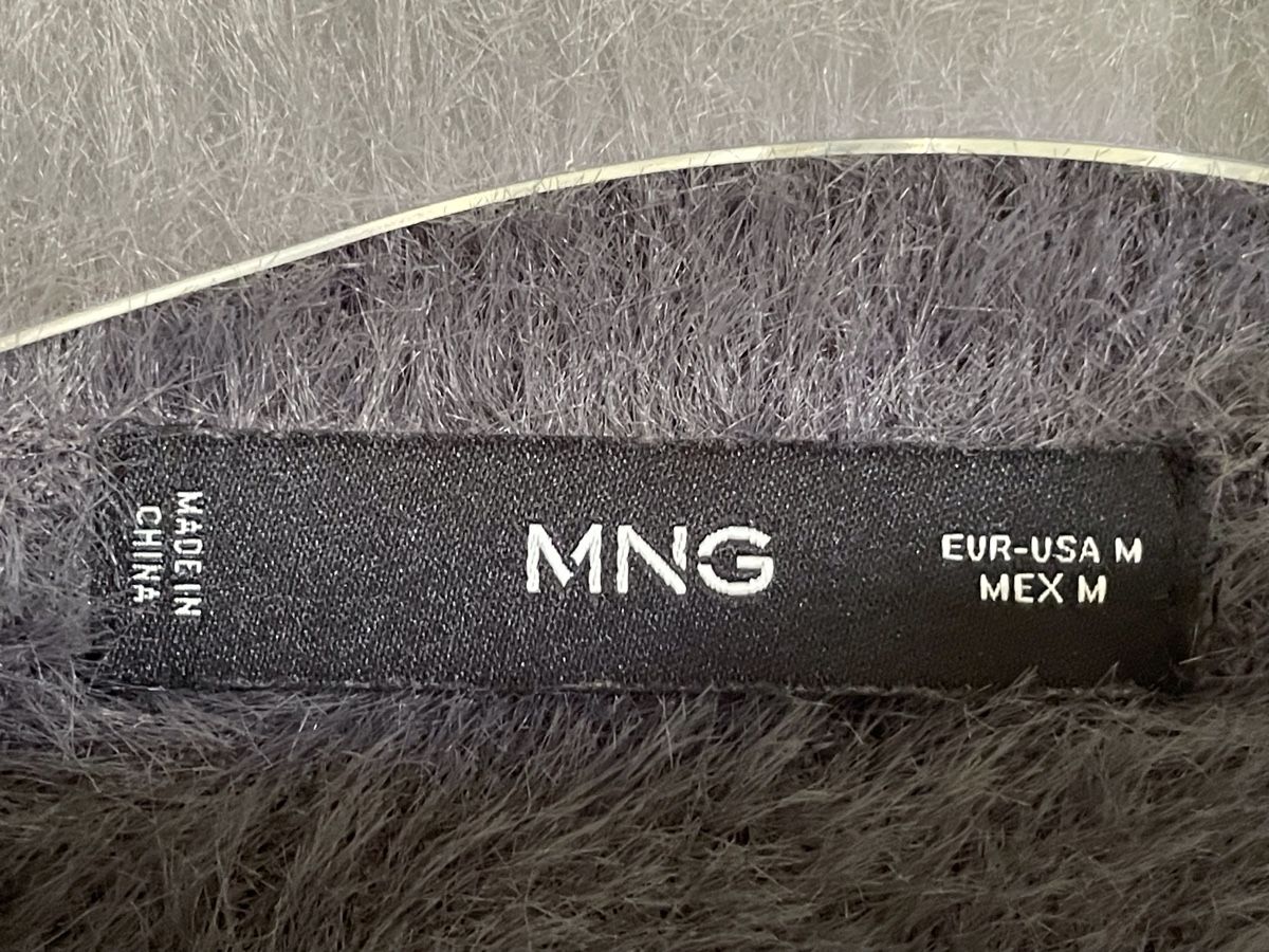 Mango Pullover & Sweatshirts: Pull en maille effet fourrure MANGO gris, taille M. – Neu (gemäss Beschreibung) aus Vuadens von Nina11 6