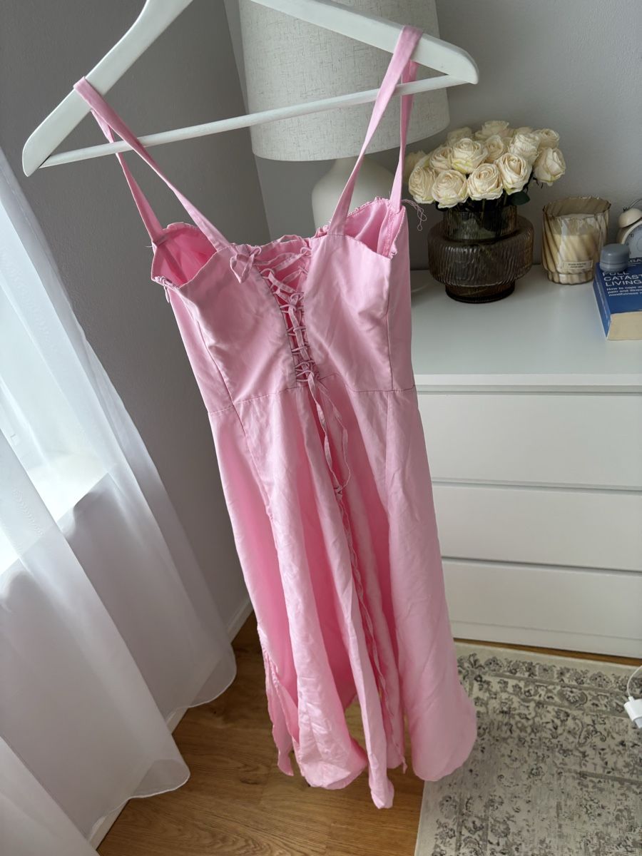 Vestiti: Pink Midi Dress in Pink – Usato da Horgen venduto da lme_8kj7 1