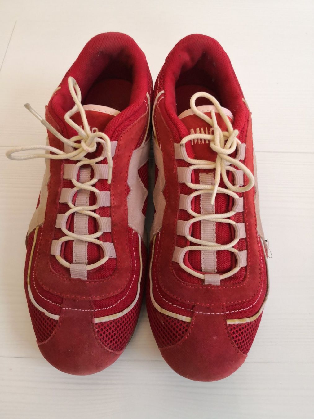 Mango Damenschuhe: 🤩MANGO STOFF-LEDER-SNEAKER ROT-WEISS – Gebraucht aus Olten von Naja-Twins-Twins