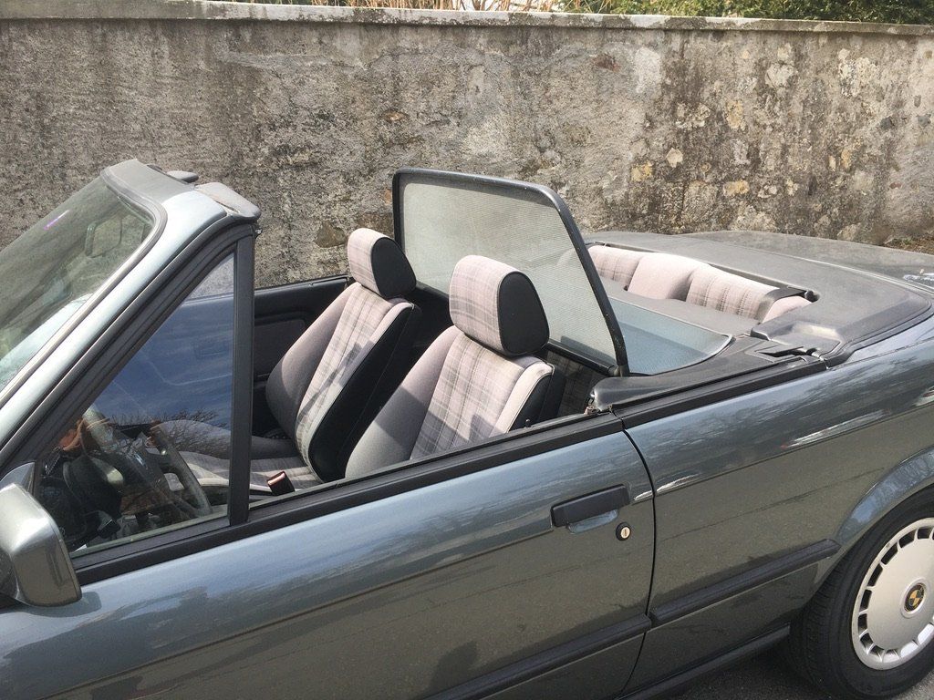 BMW Automobili: BMW Cabriolet 320i  (E30) Oldtimer – Usato da Kirchdorf AG venduto da Gauwain01 5
