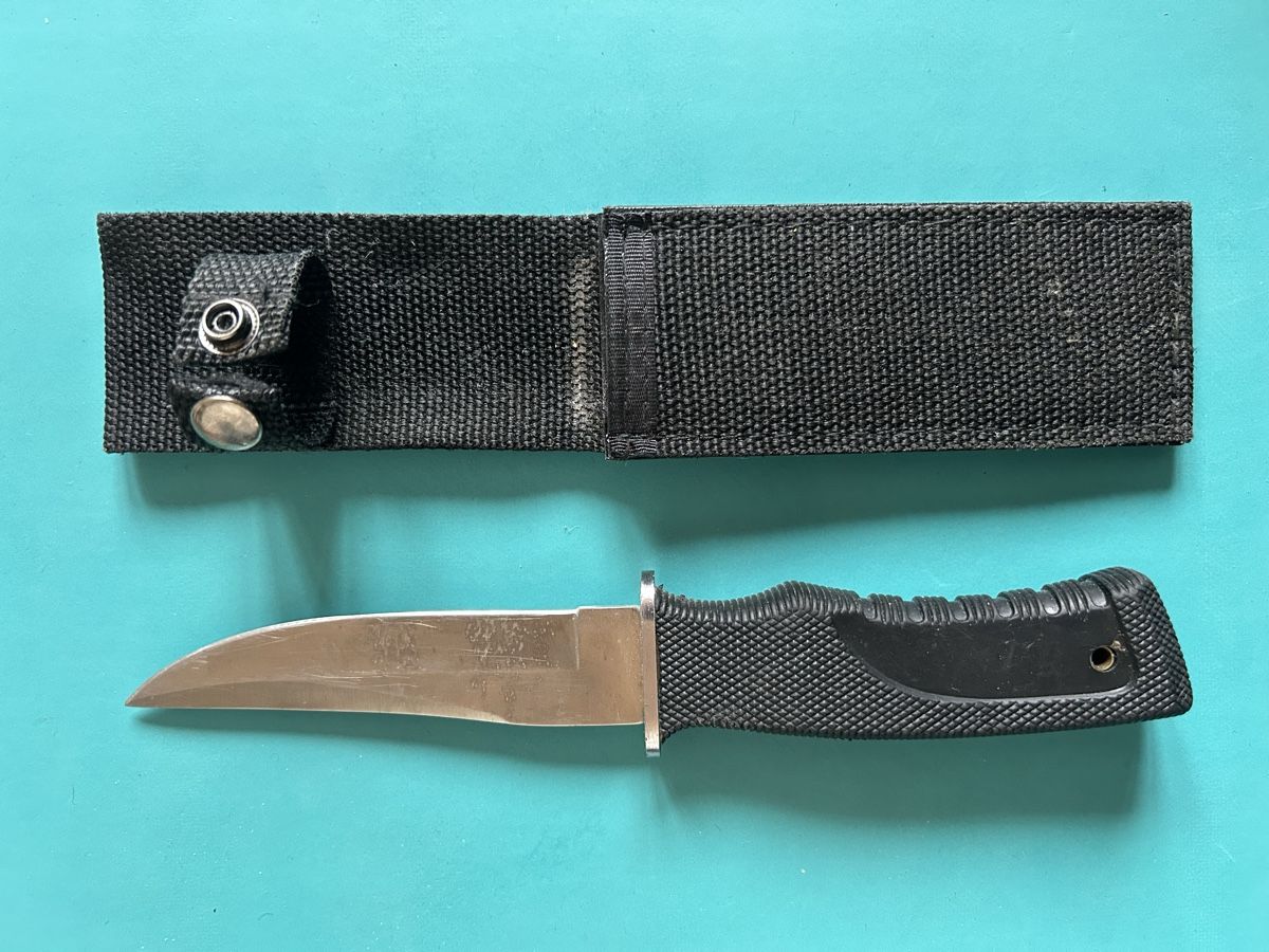 Accessori: IHER Jagdmesser mit Gürteltasche – Usato da Himmelried venduto da ras_pjf2