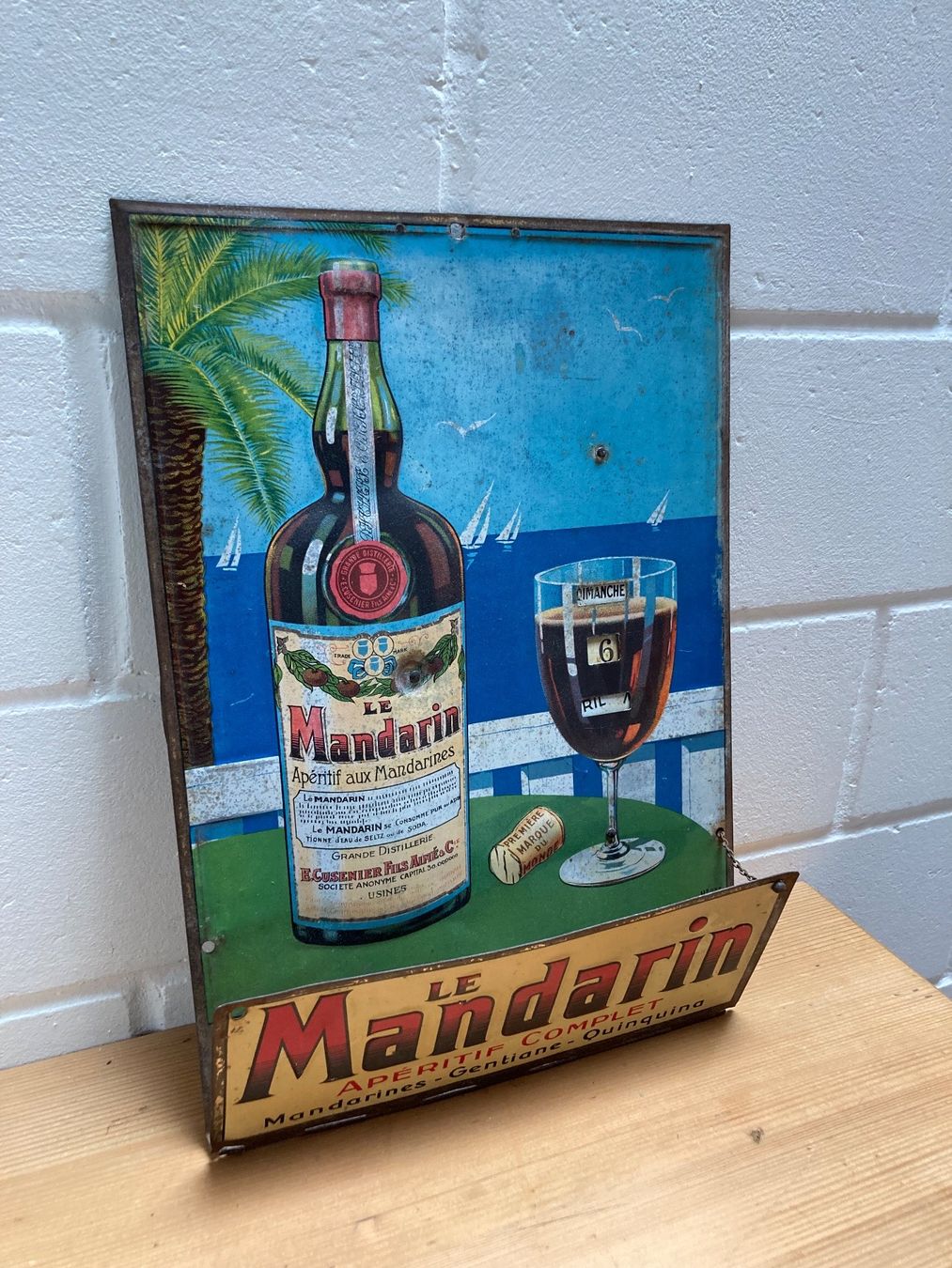 Insegne: Antikes Blechschild mit Kalender ! – Usato da Lyss venduto da Marylinn58