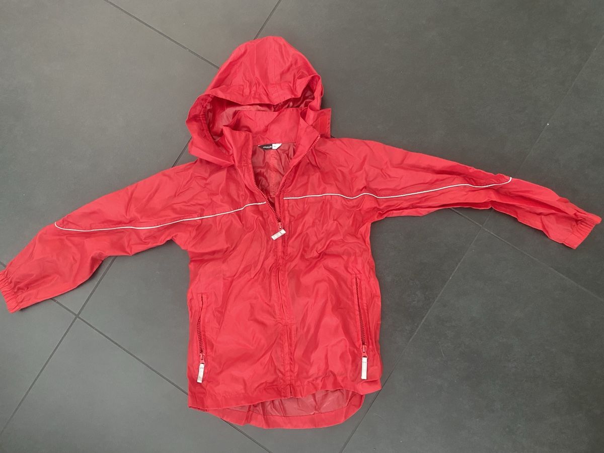 Giacche & Cappotti: Regenjacke Gr. 140 – Usato da Wettingen venduto da rote_tulpe71