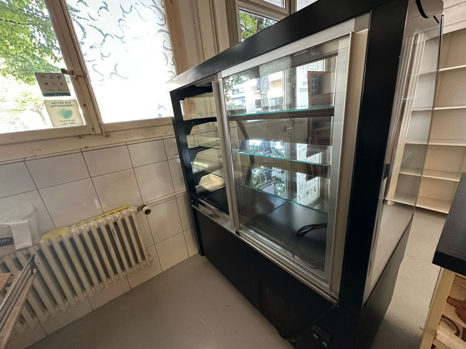 Allestimento di negozi e stand fieristici: Kühltheke – Usato da Münsingen venduto da Rosebeck 1