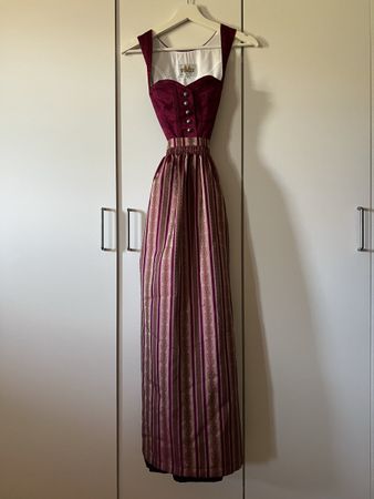 Schönes beerenfarbiges Wenger Dirndl, Gr 38, wie neu