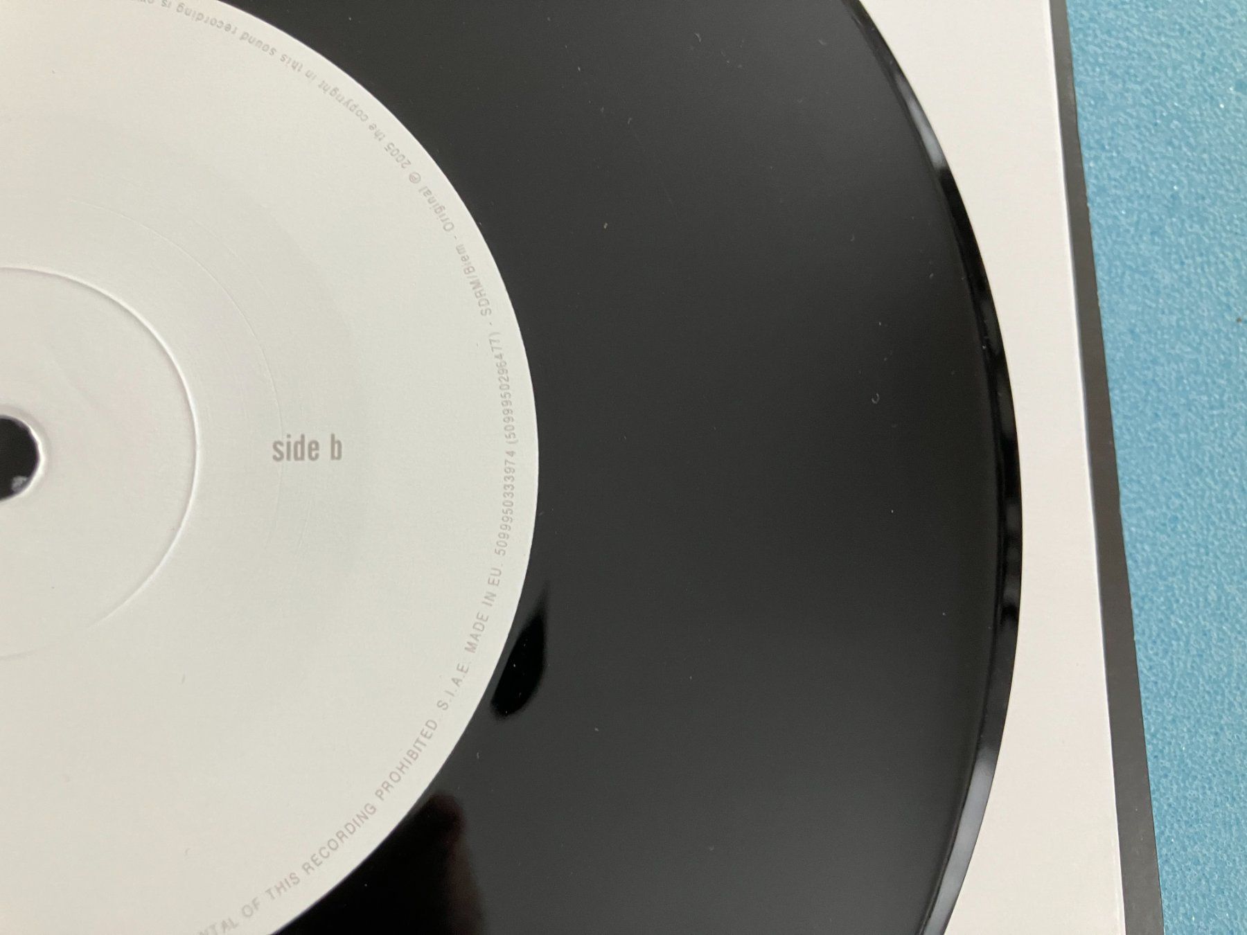 Dischi in vinile: Vasco Rossi – Nuovo (secondo la descrizione) da Aarwangen venduto da Jukebox3 7