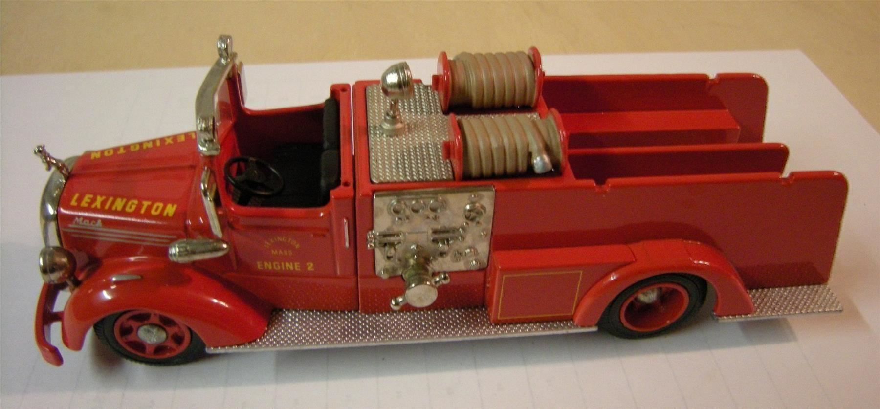 Modellini d'auto: Mack Pumper – Nuovo e nell'imballaggio originale da Mettmenstetten venduto da shaula51