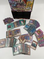 Yu-Gi-Oh Kartensammlung in Custom Box | Teils gesleeved! 1.-