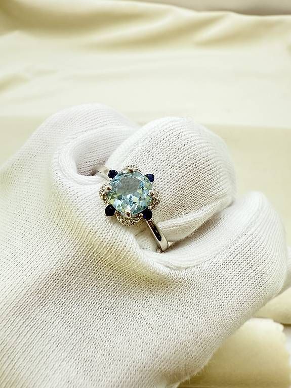 Anelli: Eleganter 925er Silberring mit Sky Blue Topas – Usato da Thalwil venduto da han_2b8c 5