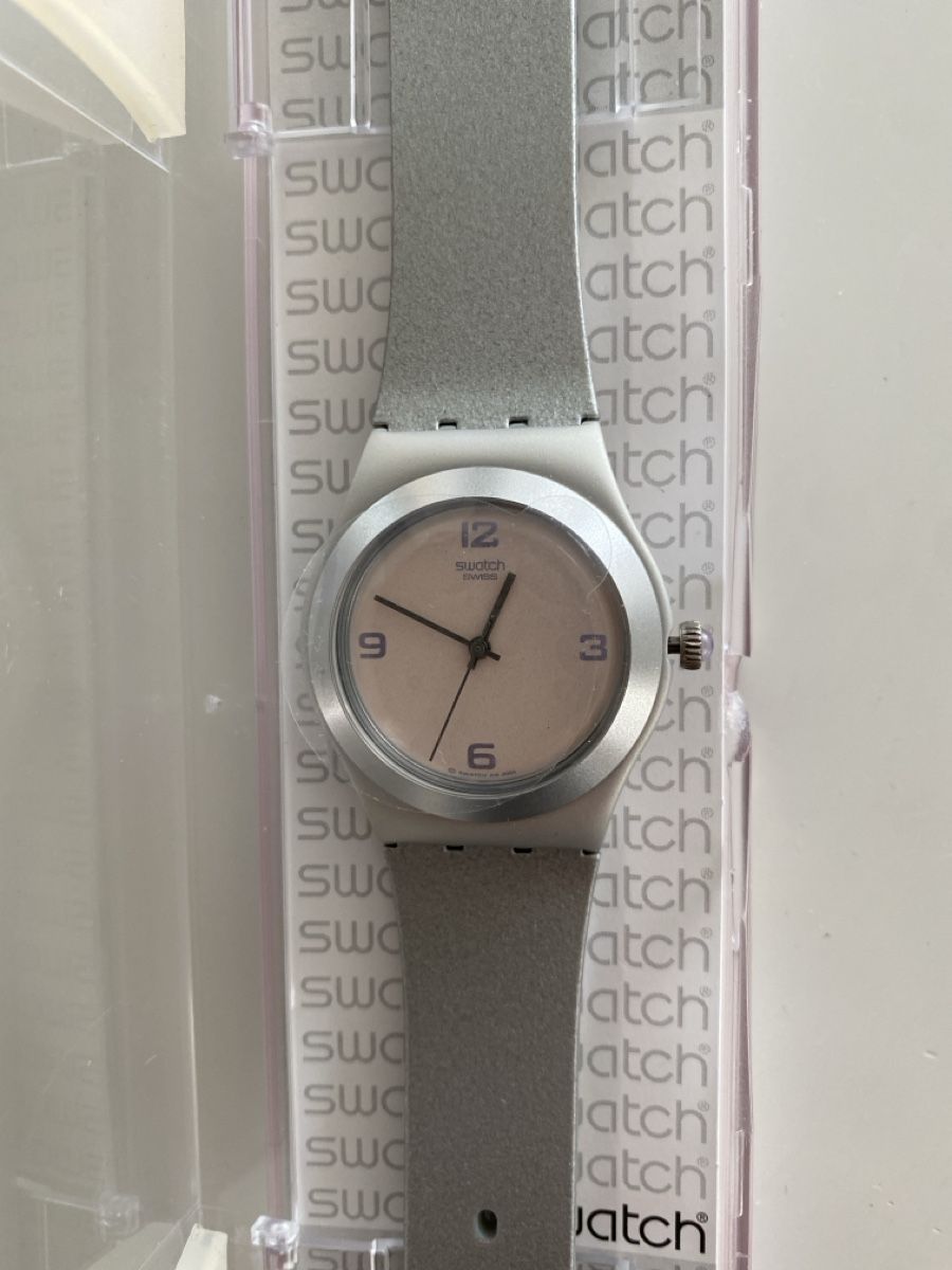 Swatch Orologi: Montre Swatch Aluminium grise – Nuovo e nell'imballaggio originale da Grenchen venduto da O.r.i.g. 1