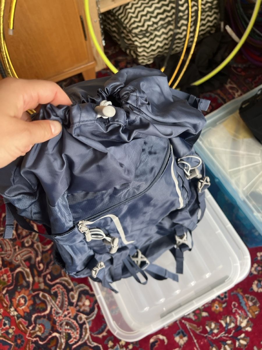 Zaini: Neuer unbenuzter Wanderrucksack – Nuovo e nell'imballaggio originale da Schwerzenbach venduto da ray_6kjt 2