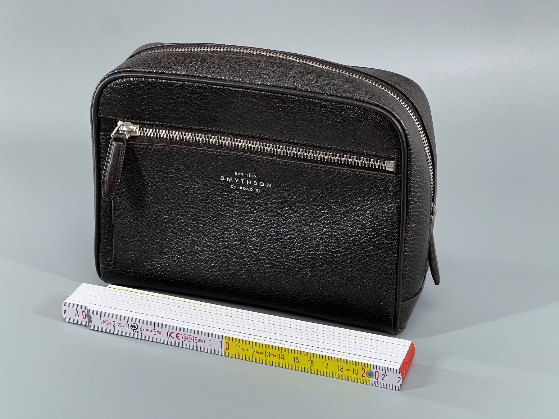 Custodie per cosmetici: Smythson Kosmetiktasche, Leder – Usato da Sennhof venduto da Johnbest 5