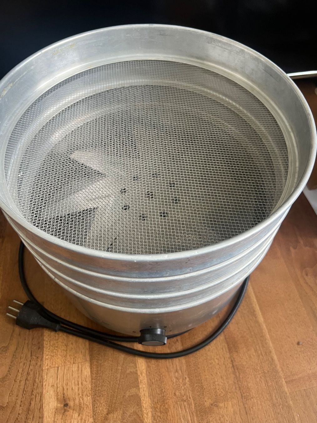 Elettrodomestici da cucina: Dörrex Dörrautomat inkl. 3 Gittern – Usato da Jona venduto da Sariksa 1