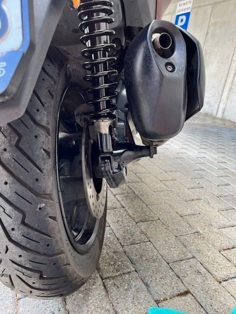 Yamaha Scooter: Grossroller Yamaha Xmax300, Marsrot – Usato da Jegenstorf venduto da Csj 3