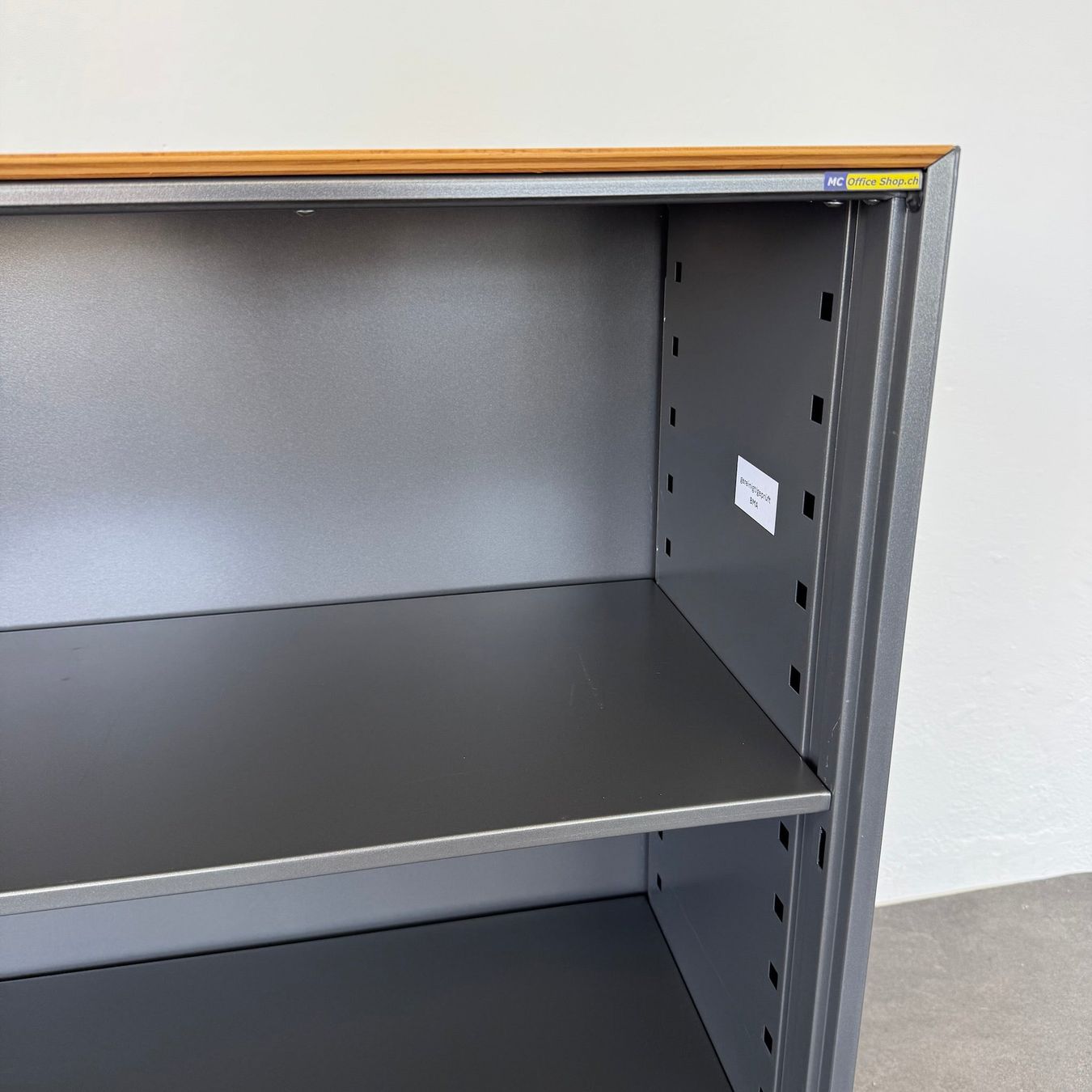 Schränke: Ergodata nova'basic Lateralschrank 3-OH ohne Schlüssel – Gebraucht aus Schönenwerd von mcofficeshop 5