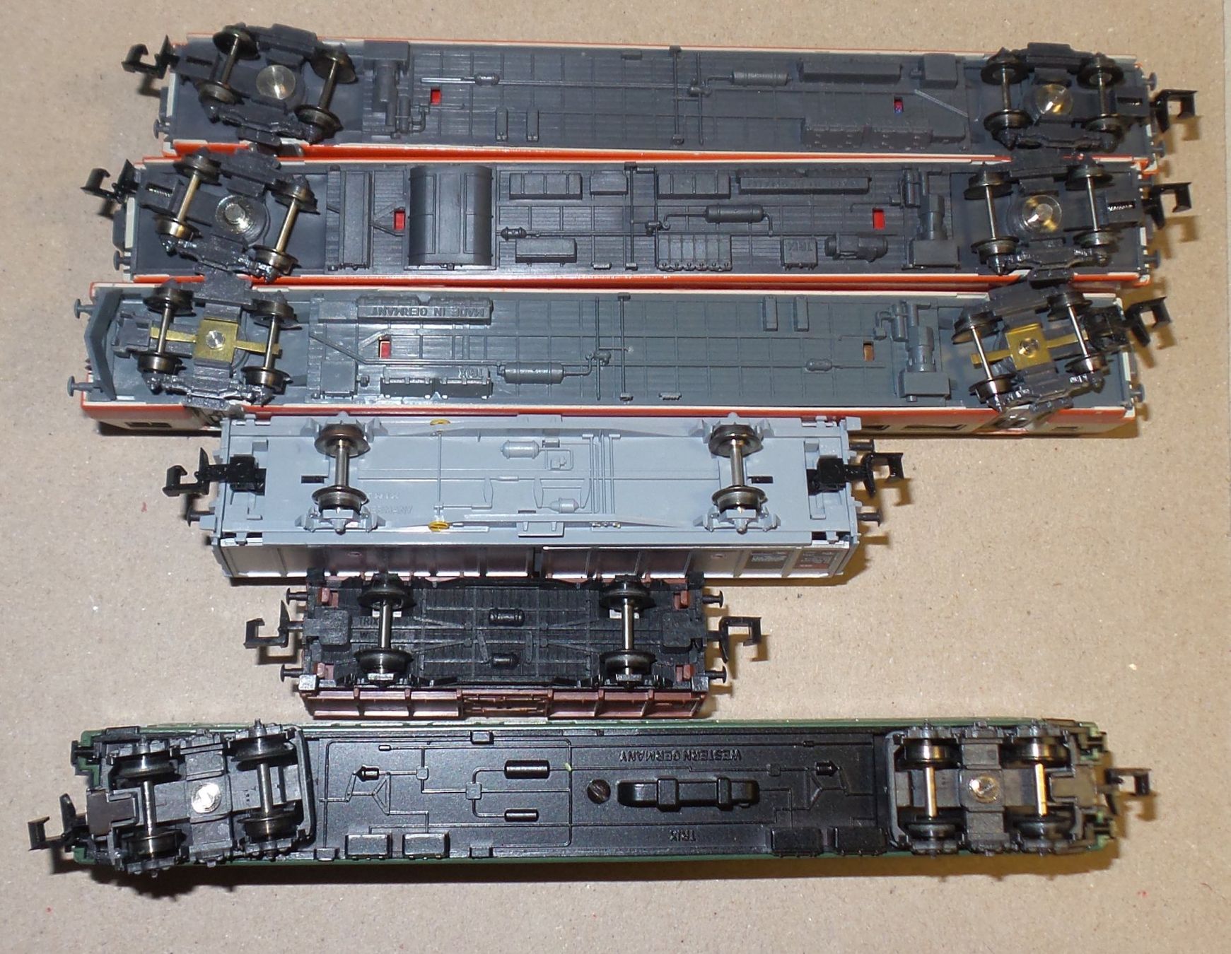 Trix Modelleisenbahnen: Lot 6 wagons divers Trix Minitrix N – Gebraucht aus Bulle von Rockandtoys 5