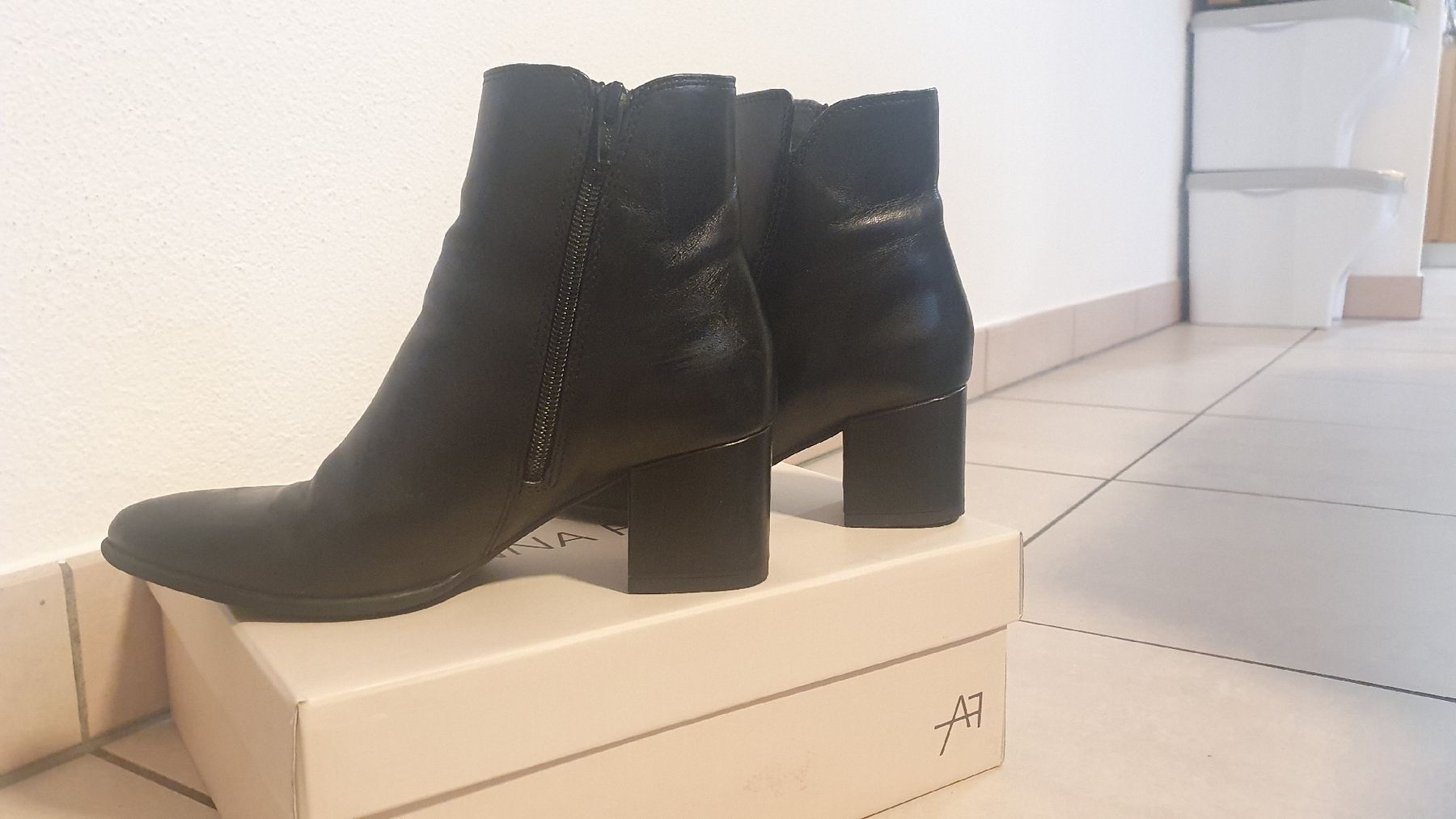 Anna Field Scarpe da donna: Stivaletti Anna Field – Usato da S. Antonino venduto da ssa_bhj5 1