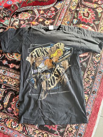 Guns N’ Roses European Tour 2012 T-Shirt – Fruit of the Loom