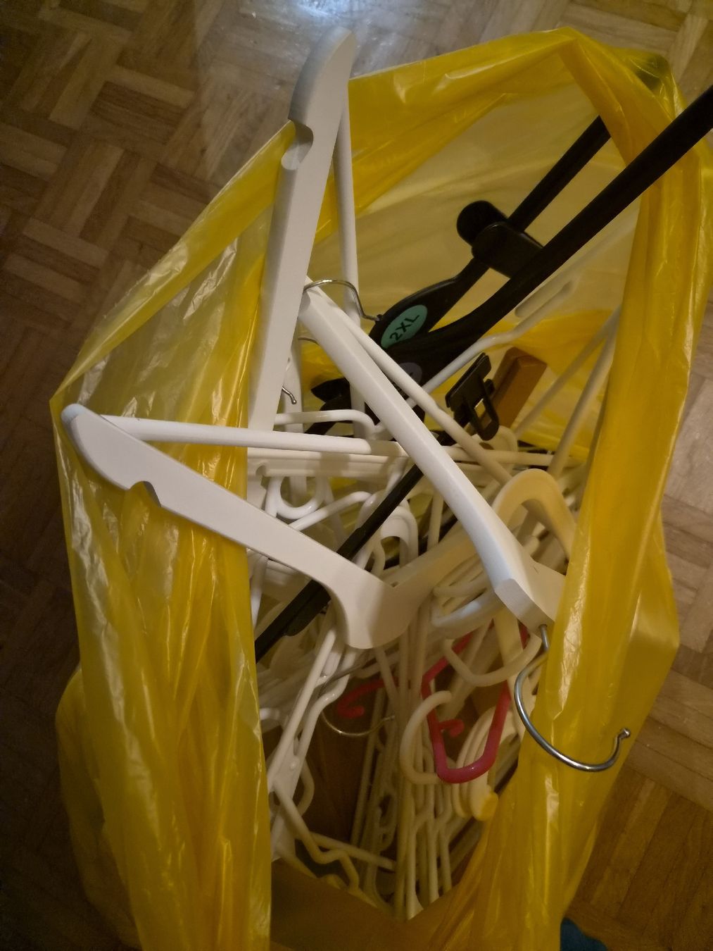 Ikea Appendiabiti: Viele verschiedene Kleiderbügel – Usato da Nussbaumen AG venduto da Jaycee 1
