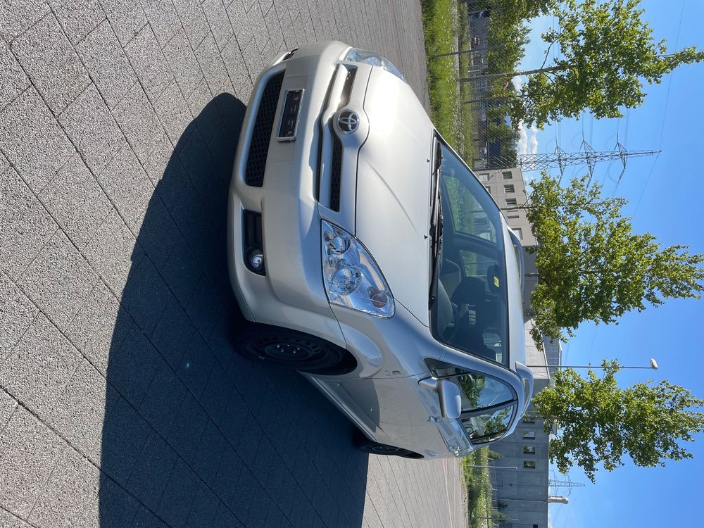 Toyota 7 plätzer Kaufen auf Ricardo