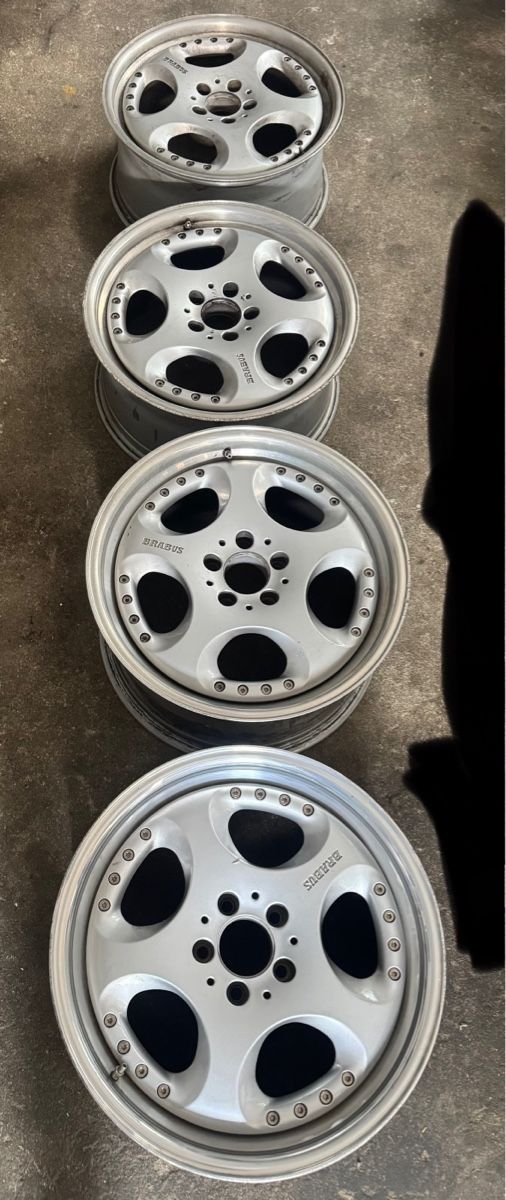 Brabus Cerchioni: Brabus 3-Teilige Felgen – Usato da Beromünster venduto da inf_s62f 1