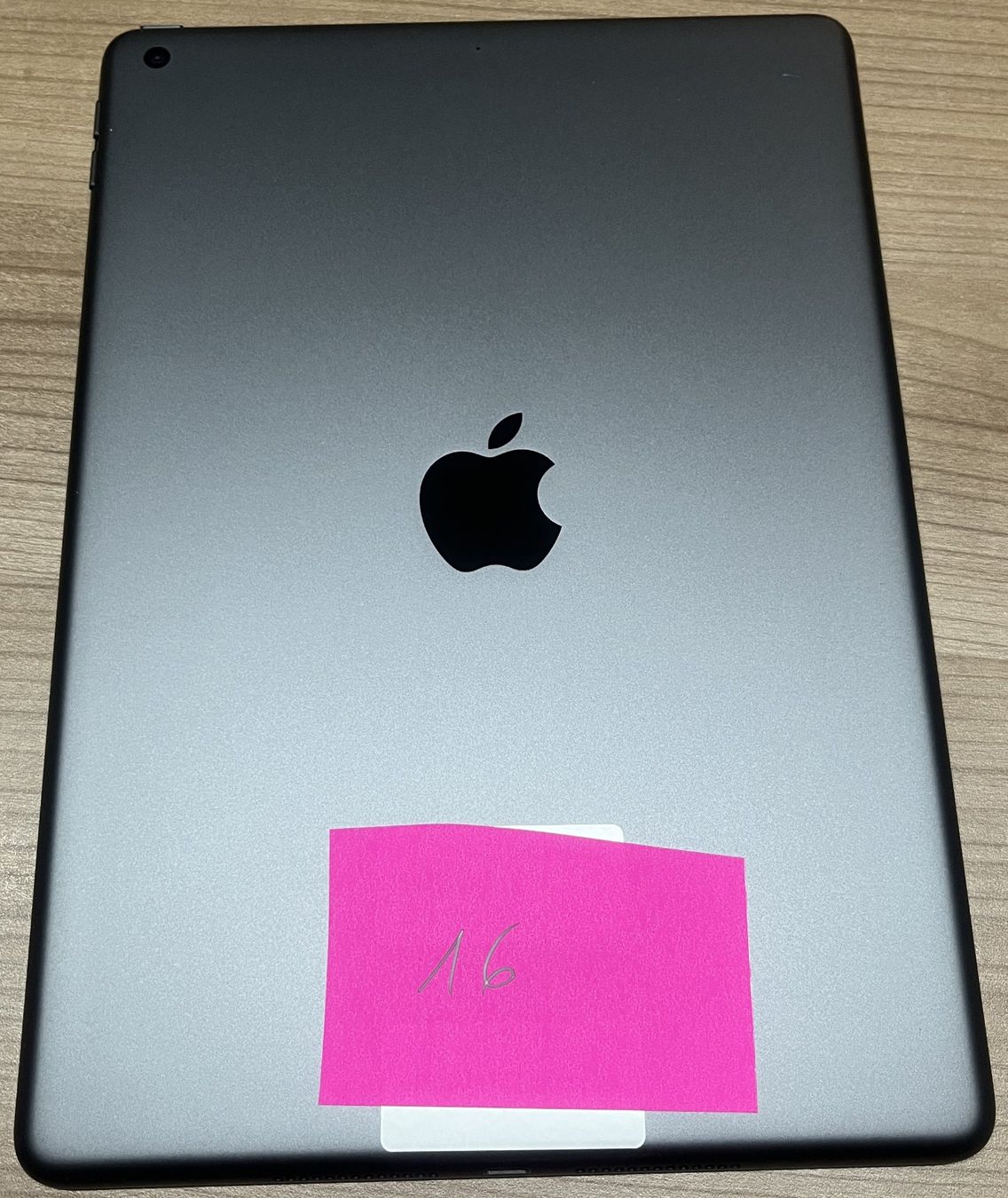 Apple Tablet PC: iPad A2270 (Nr.16) – Gebraucht aus Effingen von meierto1