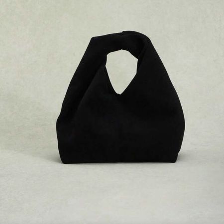 Sac à main noir minimaliste, idéal pour cet automne!