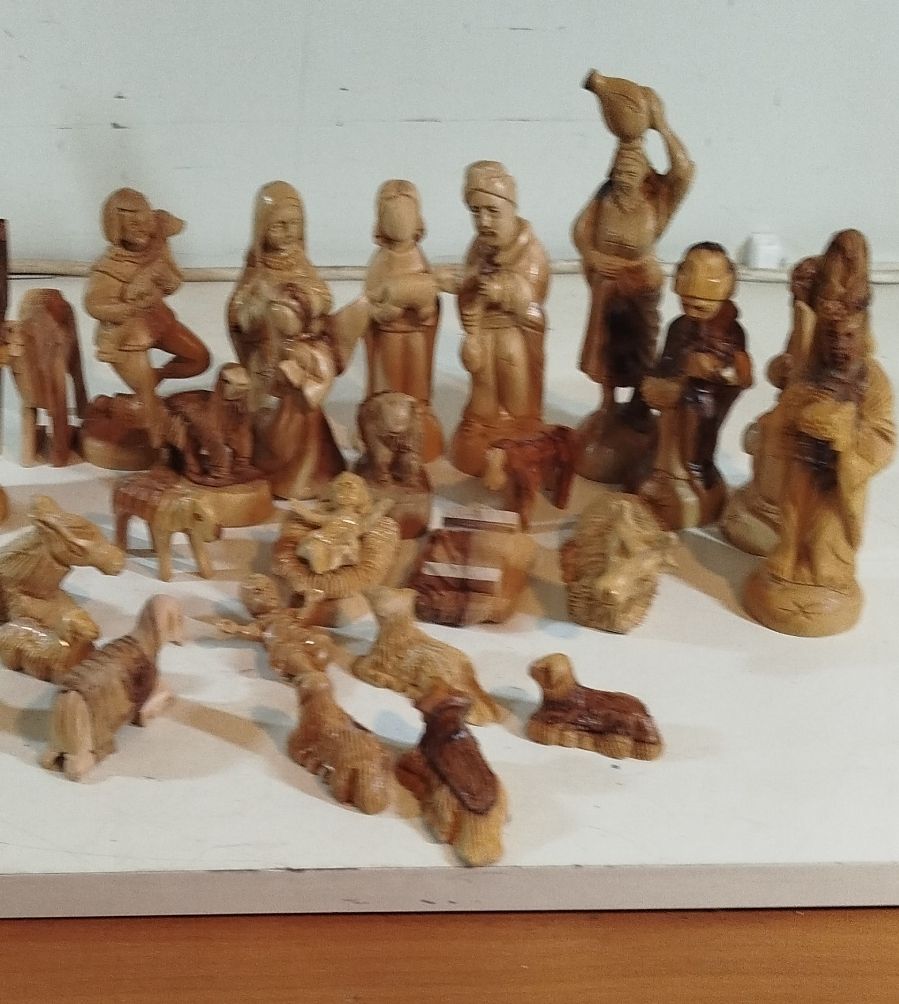 Xilografie: Wunderschöne, handgeschnitzte Krippenfiguren aus Holz(em14) – Usato da Künten venduto da Schnaepplihuus