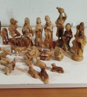 Wunderschöne, handgeschnitzte Krippenfiguren aus Holz(em14)