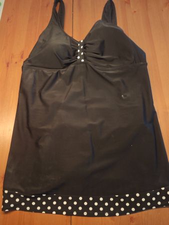 Badeanzug mit integriertem Röckchen schwarz/weiss