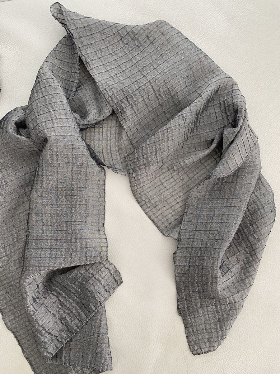 Foulard & Sciarpe: Seiden Schal 🌸 – Usato da Opfikon venduto da Luis144 1