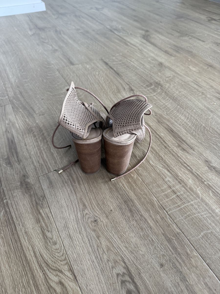 Aldo Scarpe da donna: Sandalen ALDO Grösse 40 – Usato da Zihlschlacht venduto da momerlino 2