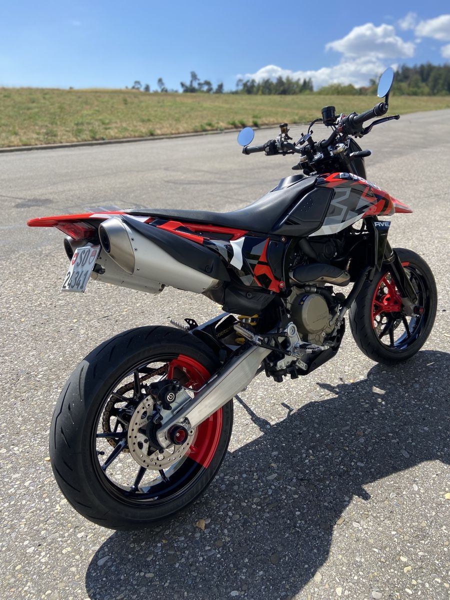 Ducati Strada: Ducati Hypermotard 698 Monobike – Usato da Grenchen venduto da Motorini 8