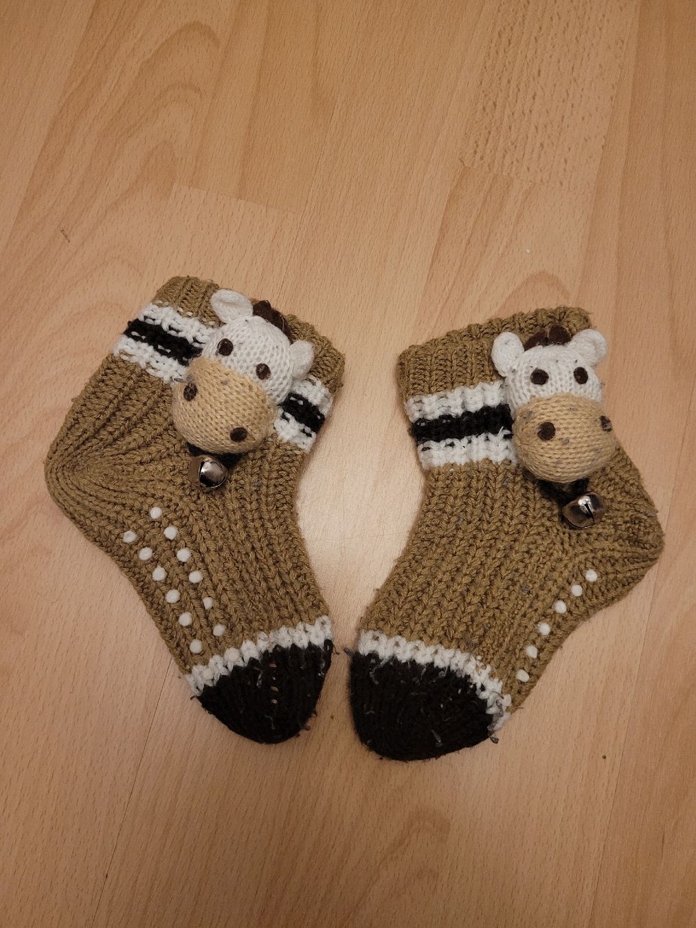 Chaussettes enfants: Kuh Socken gr. 25/26 – D'occasion à Inwil par Flower2325