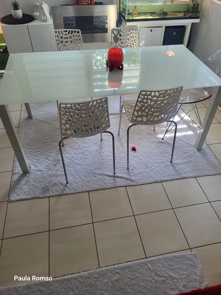 Tavoli: Table à manger/ Table de séjour – Usato da Crissier venduto da kel_7pbh 2