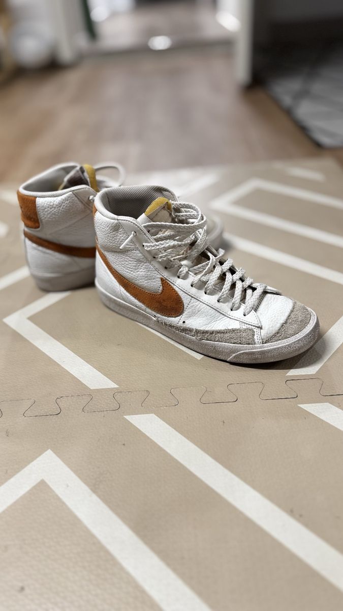 Nike Herrenschuhe: Nike Blazer Mid 77 Sneakers - n.42 – Gebraucht aus Gossau ZH von Celestino_2.0 1