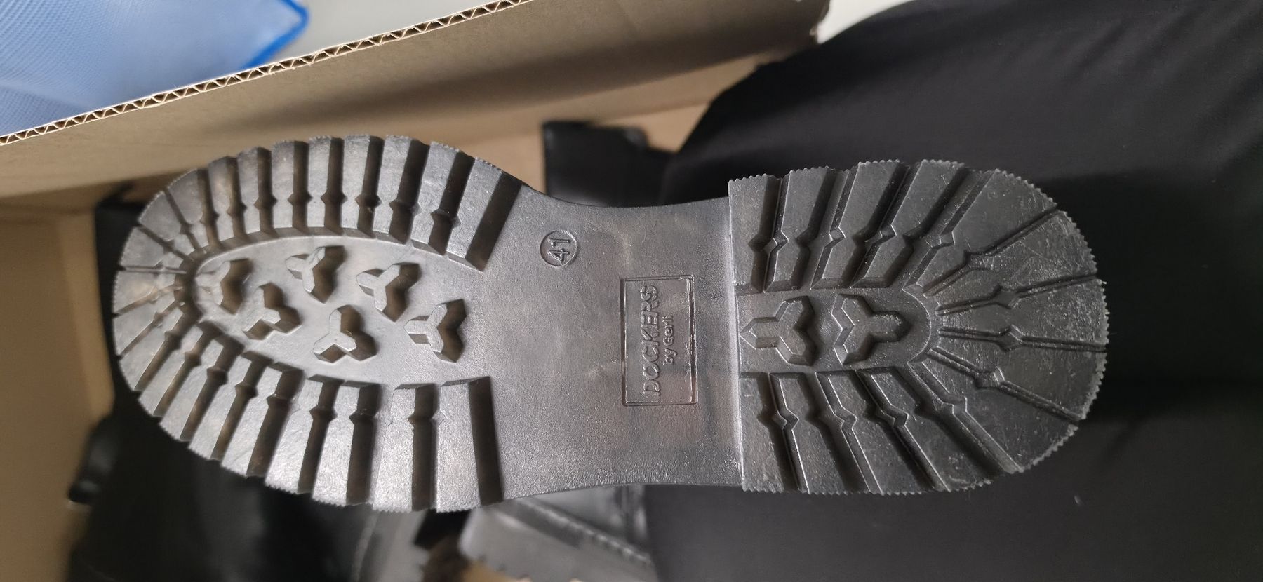 Scarpe da donna: 2 Paar Dockers Stiefel Gr.41 Neu – Nuovo (secondo la descrizione) da Zürich venduto da Daniela51 4