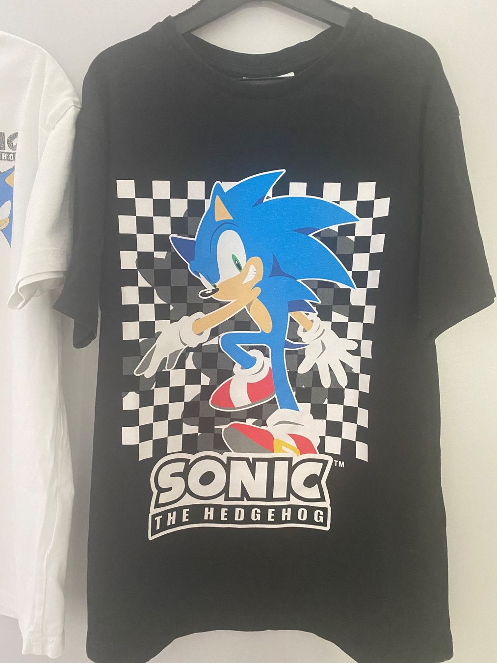 C&A Hemden, T-Shirts & Polos: 2 T-Shirt Grösse 134-140 Sonic – Gebraucht aus Glattbrugg von riseca 1