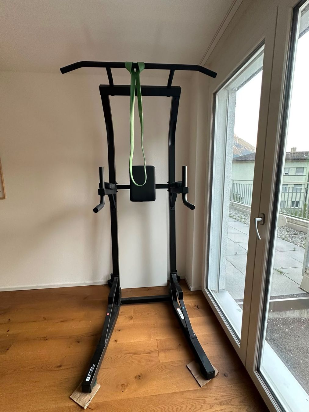 Decathlon Vélos d'appartement: Kraftstation - unbenutzt/neuwertig – Neuf (Voir description) à Leuk Stadt par pab_9xd6