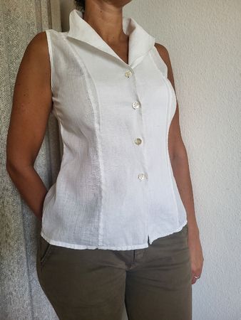 Ärmellose hochwertige Leinenbluse
